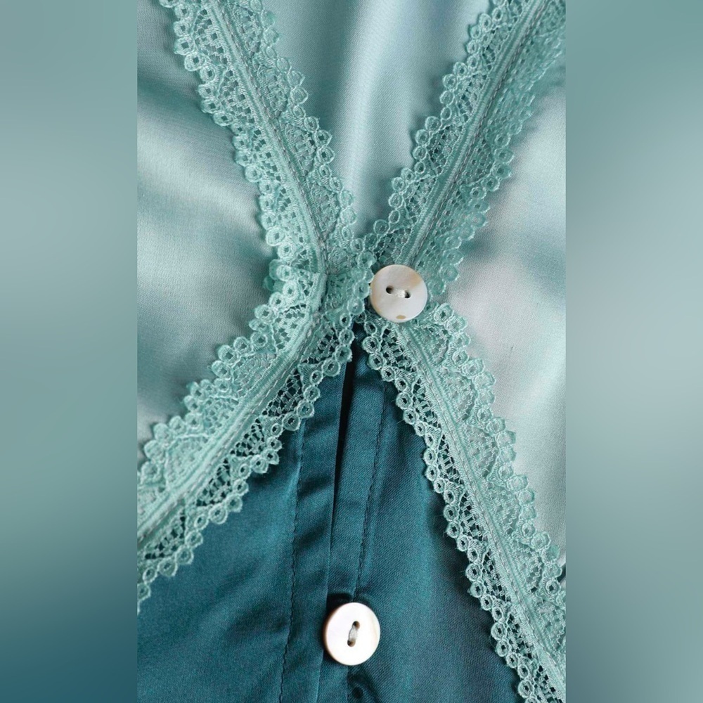 NWT Cider Silky Green Detailed Lace Maxi - L - Picture 3 of 5